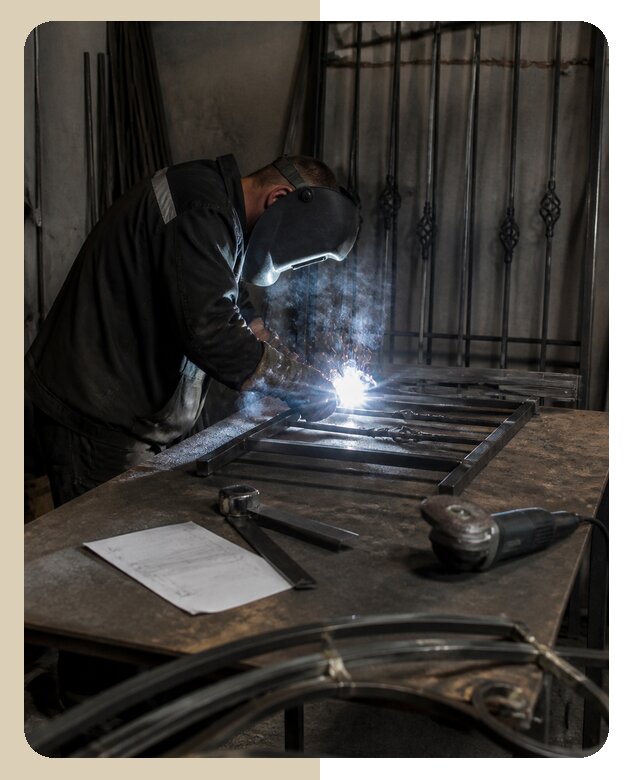 Изготовление металлических решеток по размерам в Астрахани